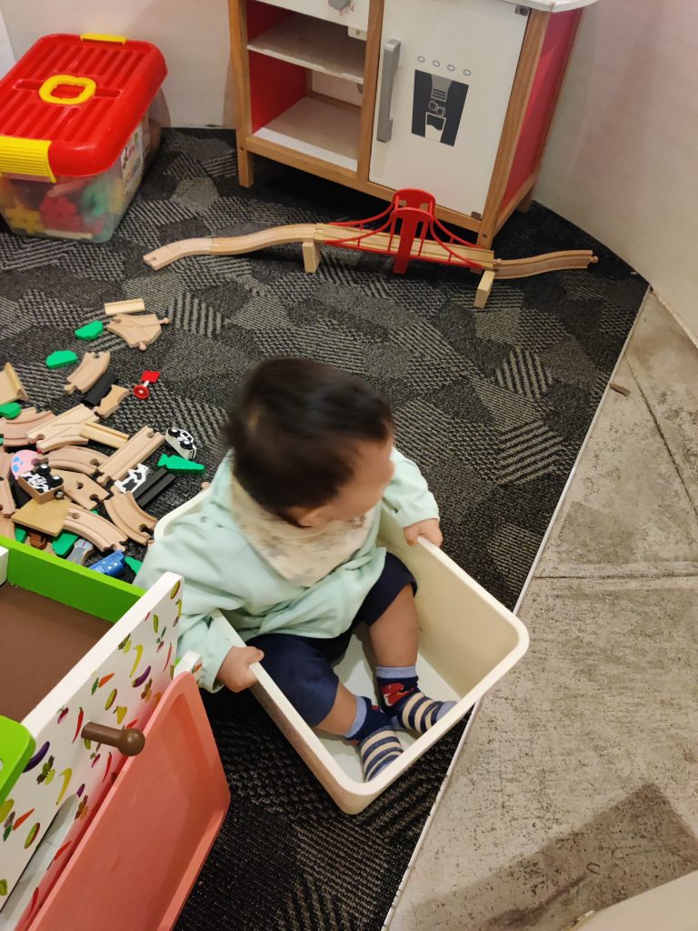 沖繩親子友善餐廳攻略|帶著 1 歲半兒子遊日本沖繩/4 : 體驗沖繩親子友善餐廳? 16 IMG 20240409 182933 1