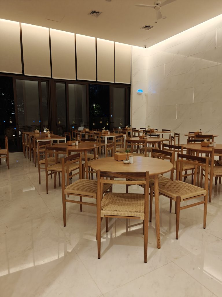 深圳家庭式住宿 : 梧桐酒店公寓 12 月亮食堂